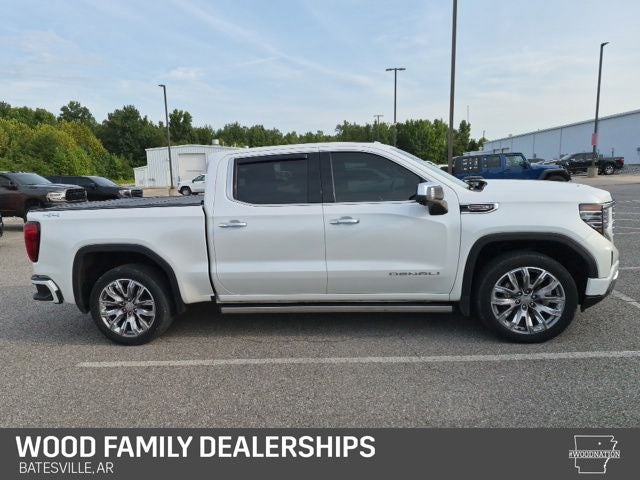 2023 GMC Sierra 1500 4WD Crew Cab Short Box Denali