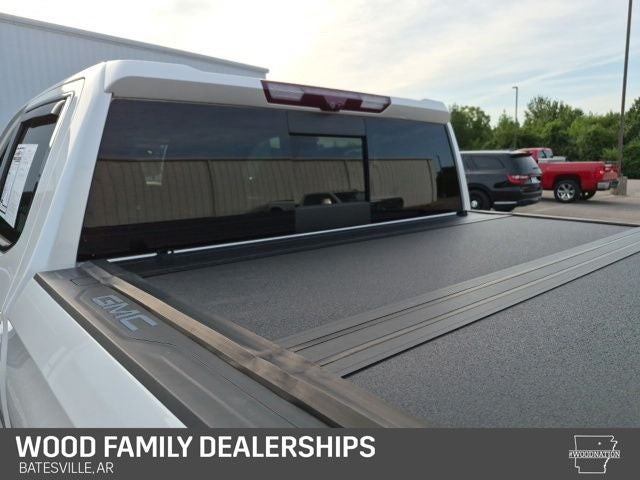 2023 GMC Sierra 1500 4WD Crew Cab Short Box Denali