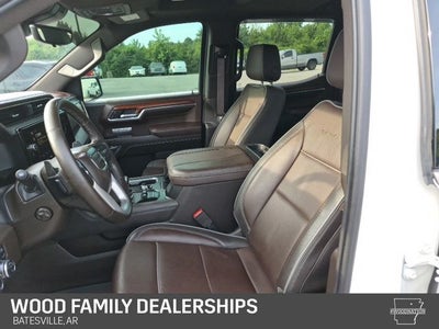 2023 GMC Sierra 1500 4WD Crew Cab Short Box Denali