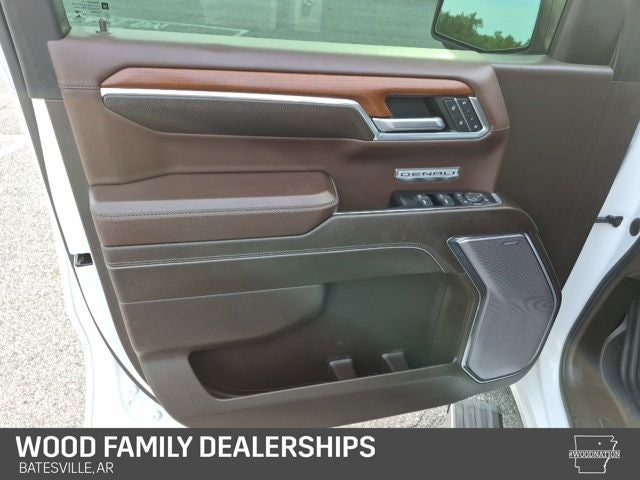 2023 GMC Sierra 1500 4WD Crew Cab Short Box Denali