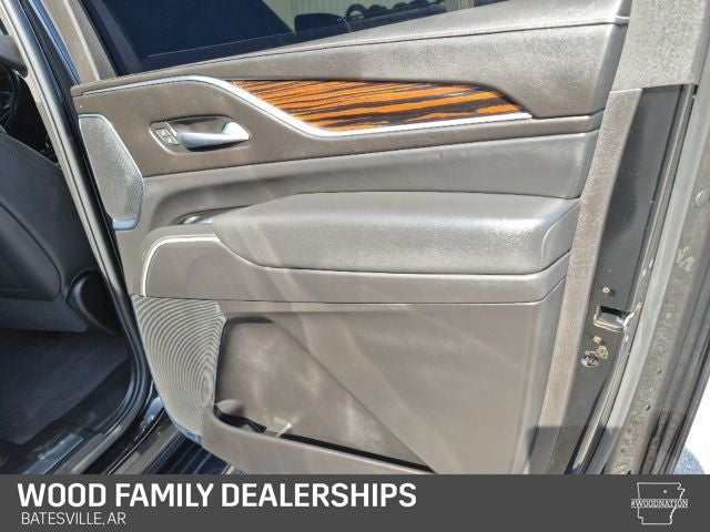 2023 Cadillac Escalade ESV Luxury
