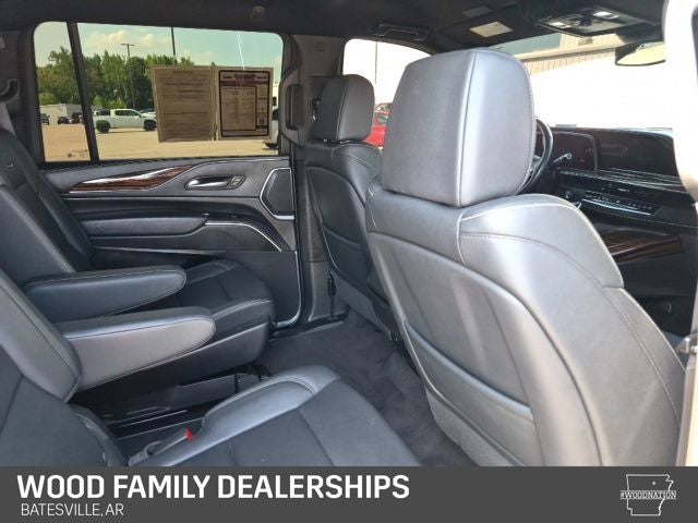 2023 Cadillac Escalade ESV Luxury