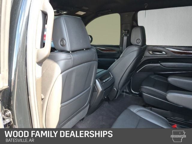 2023 Cadillac Escalade ESV Luxury