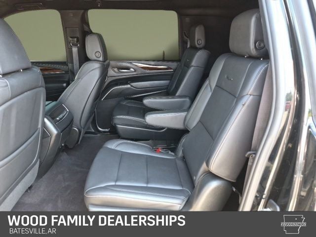 2023 Cadillac Escalade ESV Luxury