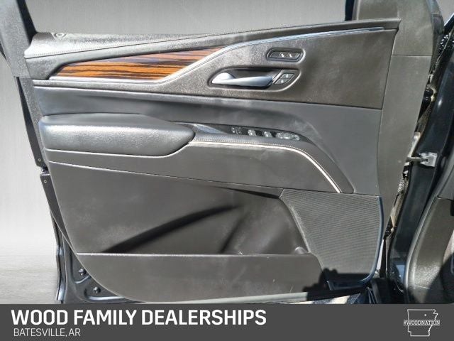 2023 Cadillac Escalade ESV Luxury