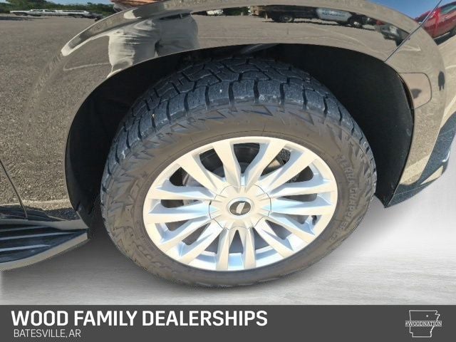 2023 Cadillac Escalade ESV Luxury