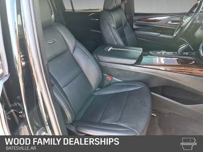 2023 Cadillac Escalade ESV Luxury
