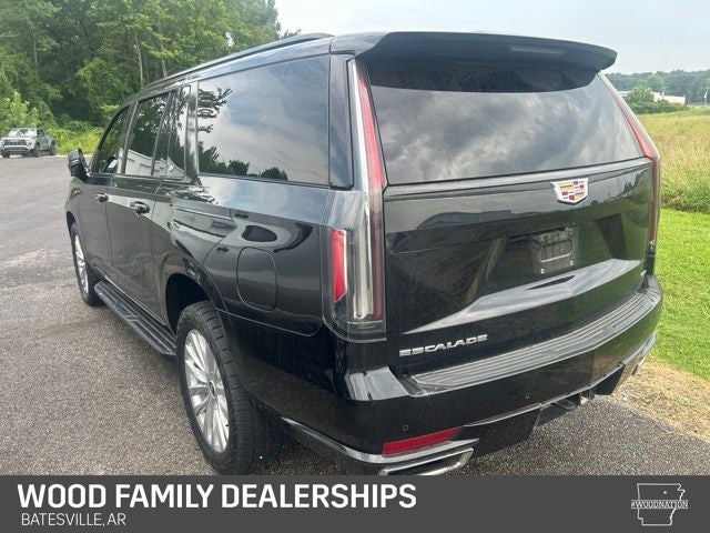 2023 Cadillac Escalade ESV 4WD Luxury