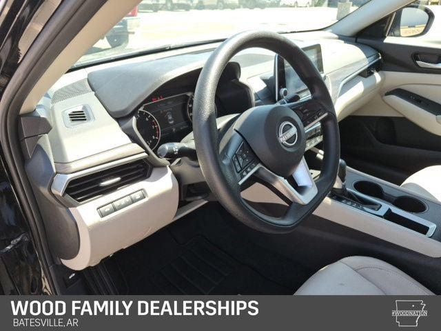 2025 Nissan Altima SV FWD