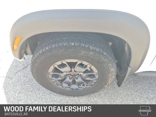 2024 Nissan Frontier Crew Cab PRO-4X 4x4