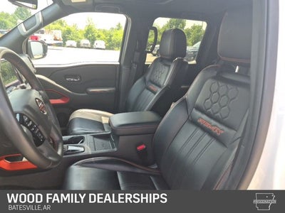 2024 Nissan Frontier Crew Cab PRO-4X 4x4