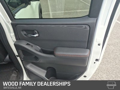 2024 Nissan Frontier Crew Cab PRO-4X 4x4