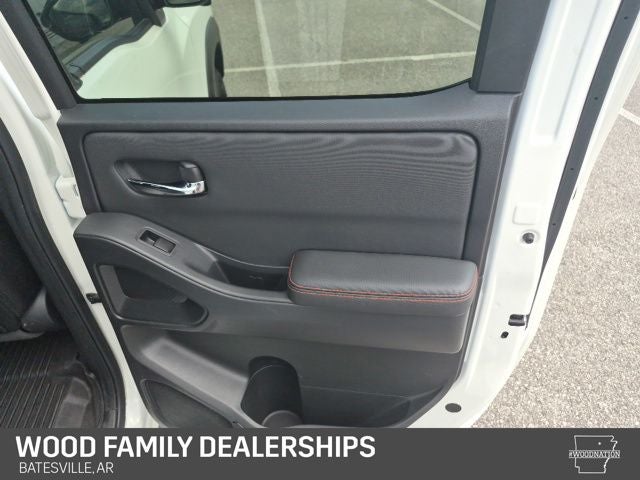2024 Nissan Frontier Crew Cab PRO-4X 4x4
