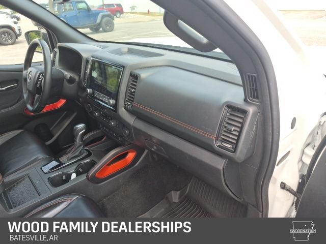 2024 Nissan Frontier Crew Cab PRO-4X 4x4