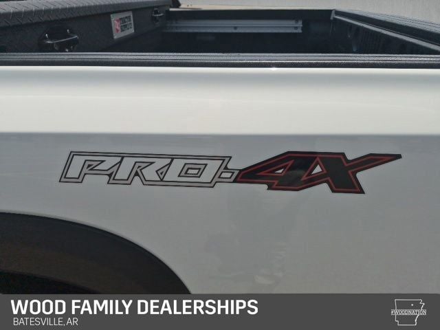 2024 Nissan Frontier Crew Cab PRO-4X 4x4