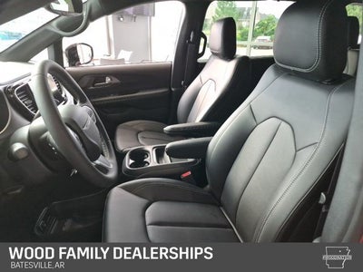 2027 Chrysler Pacifica PACIFICA SELECT