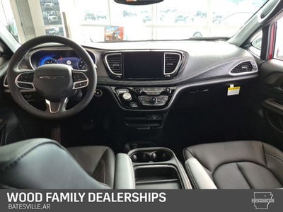 2027 Chrysler Pacifica PACIFICA SELECT