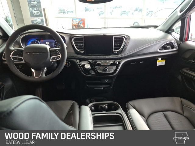 2027 Chrysler Pacifica PACIFICA SELECT
