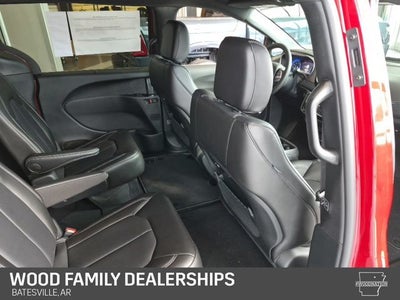 2027 Chrysler Pacifica PACIFICA SELECT