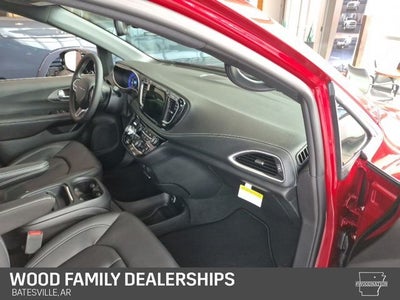 2027 Chrysler Pacifica PACIFICA SELECT