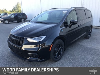 2024 Chrysler Pacifica Plug-In Hybrid PACIFICA PLUG-IN HYBRID PREMIUM S APPEARANCE