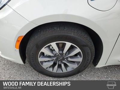 2021 Chrysler Pacifica Hybrid Limited