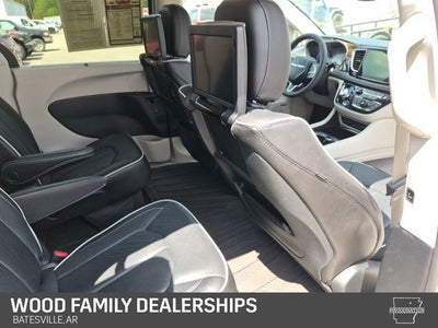 2023 Chrysler Pacifica Limited AWD