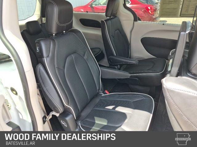 2023 Chrysler Pacifica Limited AWD