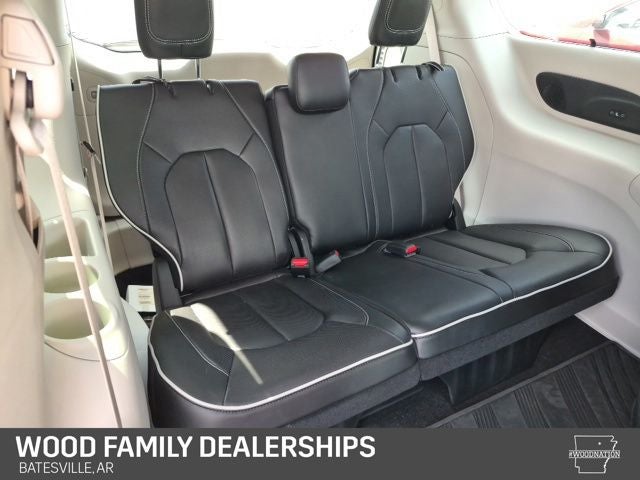 2023 Chrysler Pacifica Limited AWD