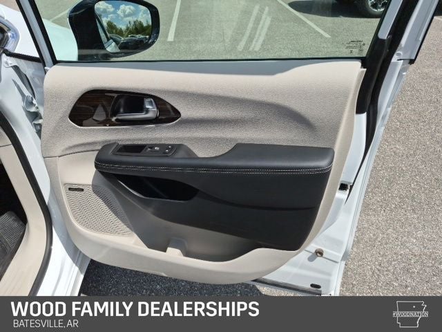 2023 Chrysler Pacifica Limited AWD