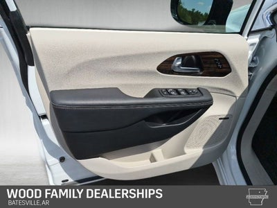 2023 Chrysler Pacifica Limited AWD