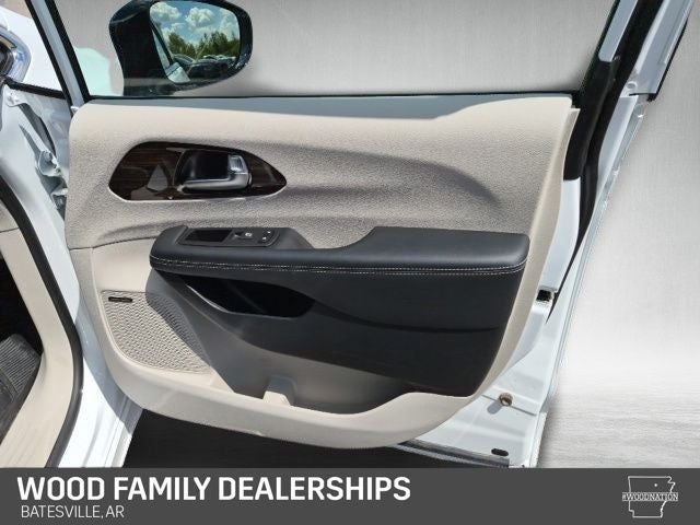 2023 Chrysler Pacifica Limited AWD