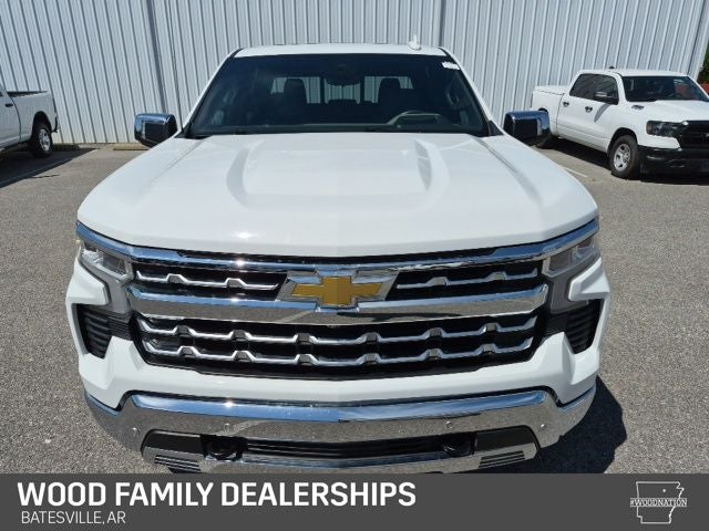 2022 Chevrolet Silverado 1500 4WD Crew Cab Short Bed LTZ