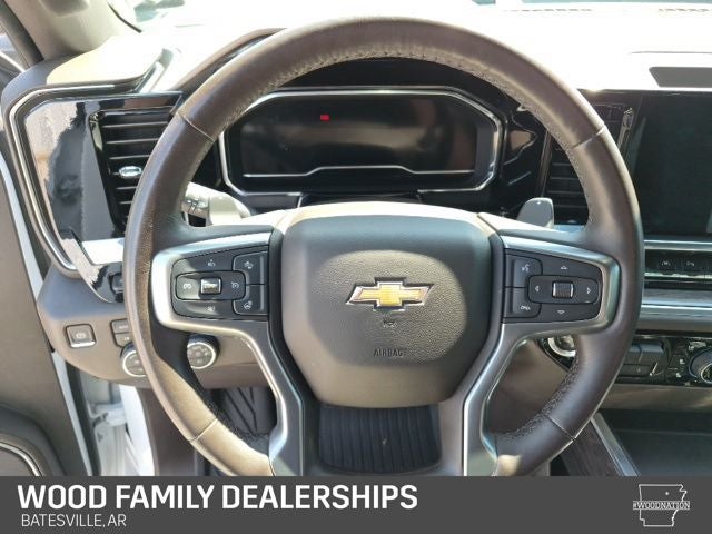 2022 Chevrolet Silverado 1500 4WD Crew Cab Short Bed LTZ