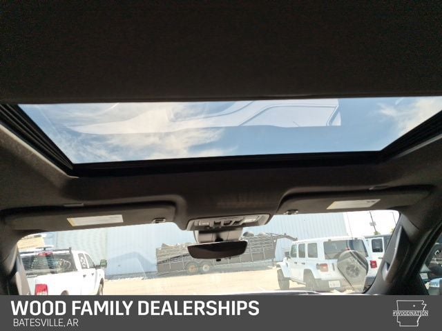 2022 Chevrolet Silverado 1500 4WD Crew Cab Short Bed LTZ
