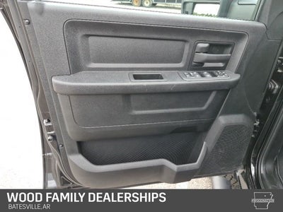 2026 RAM Ram 2500 RAM 2500 BLACK EXPRESS CREW CAB 4X4 6'4' BOX