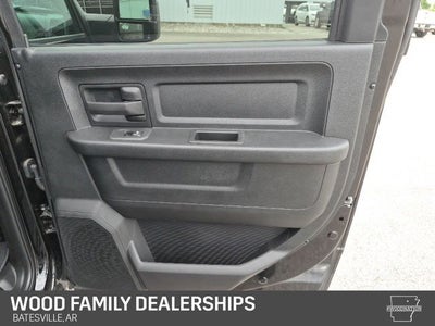 2026 RAM Ram 2500 RAM 2500 BLACK EXPRESS CREW CAB 4X4 6'4' BOX