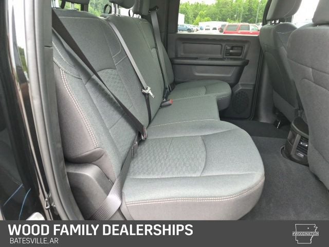 2026 RAM Ram 2500 RAM 2500 BLACK EXPRESS CREW CAB 4X4 6'4' BOX