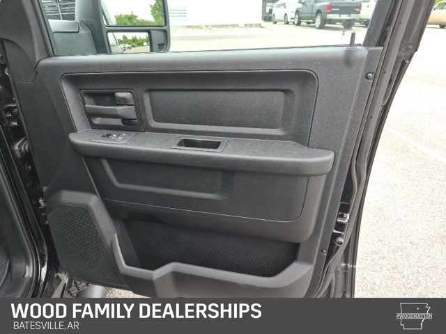 2026 RAM Ram 2500 RAM 2500 BLACK EXPRESS CREW CAB 4X4 6'4' BOX