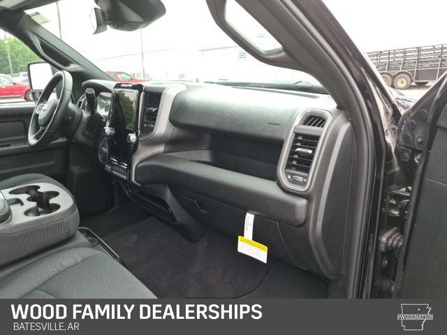 2026 RAM Ram 2500 RAM 2500 BLACK EXPRESS CREW CAB 4X4 6'4' BOX