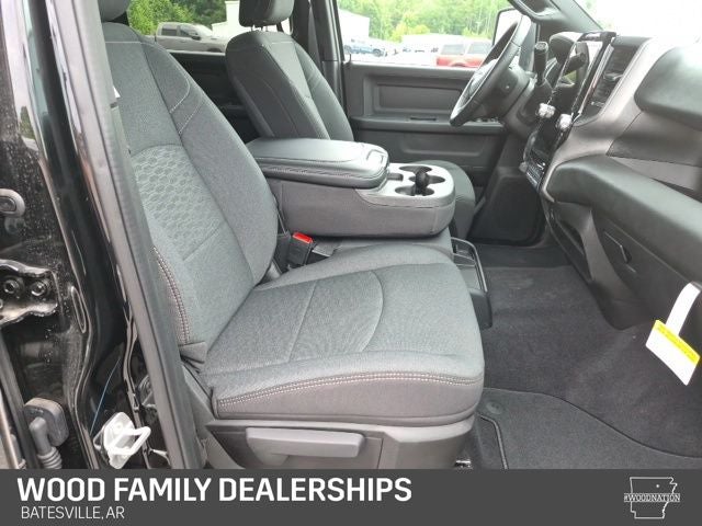 2026 RAM Ram 2500 RAM 2500 BLACK EXPRESS CREW CAB 4X4 6'4' BOX