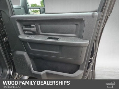 2026 RAM Ram 2500 RAM 2500 BLACK EXPRESS CREW CAB 4X4 6'4' BOX