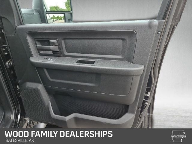 2026 RAM Ram 2500 RAM 2500 BLACK EXPRESS CREW CAB 4X4 6'4' BOX