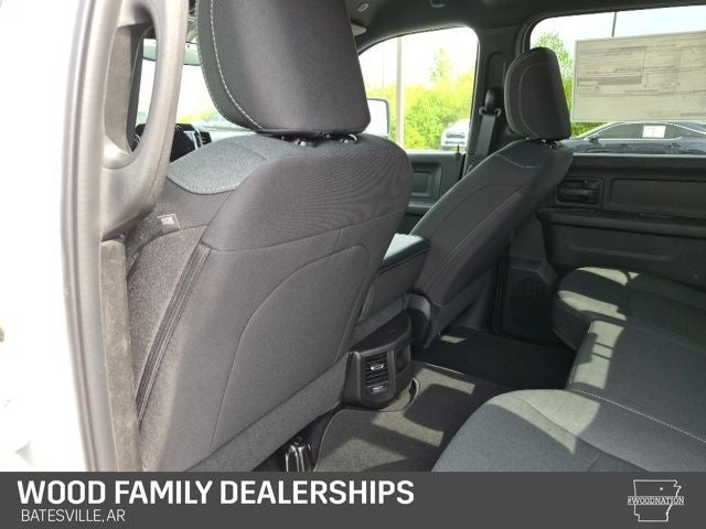 2026 RAM Ram 2500 RAM 2500 BLACK EXPRESS CREW CAB 4X4 6'4' BOX