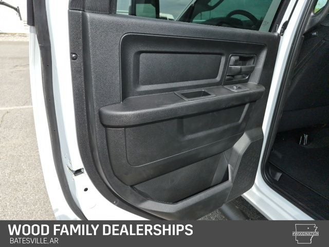 2026 RAM Ram 2500 RAM 2500 BLACK EXPRESS CREW CAB 4X4 6'4' BOX