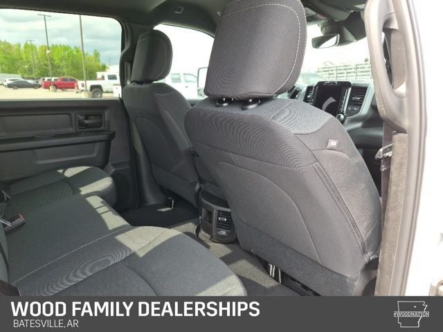 2026 RAM Ram 2500 RAM 2500 BLACK EXPRESS CREW CAB 4X4 6'4' BOX