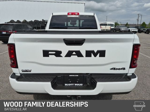 2026 RAM Ram 2500 RAM 2500 BLACK EXPRESS CREW CAB 4X4 6'4' BOX