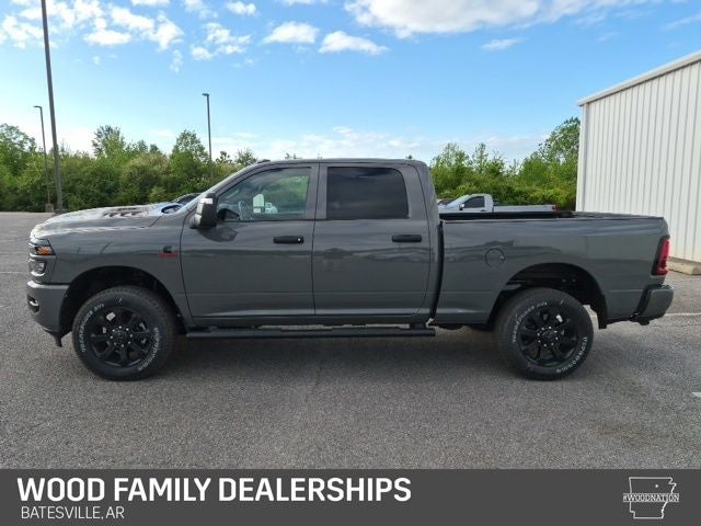 2026 RAM Ram 2500 RAM 2500 BLACK EXPRESS CREW CAB 4X4 6'4' BOX