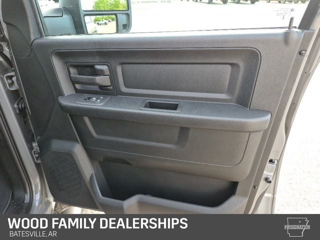 2026 RAM Ram 2500 RAM 2500 BLACK EXPRESS CREW CAB 4X4 6'4' BOX