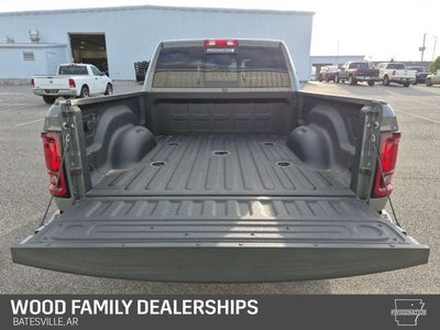 2026 RAM Ram 2500 RAM 2500 BLACK EXPRESS CREW CAB 4X4 6'4' BOX